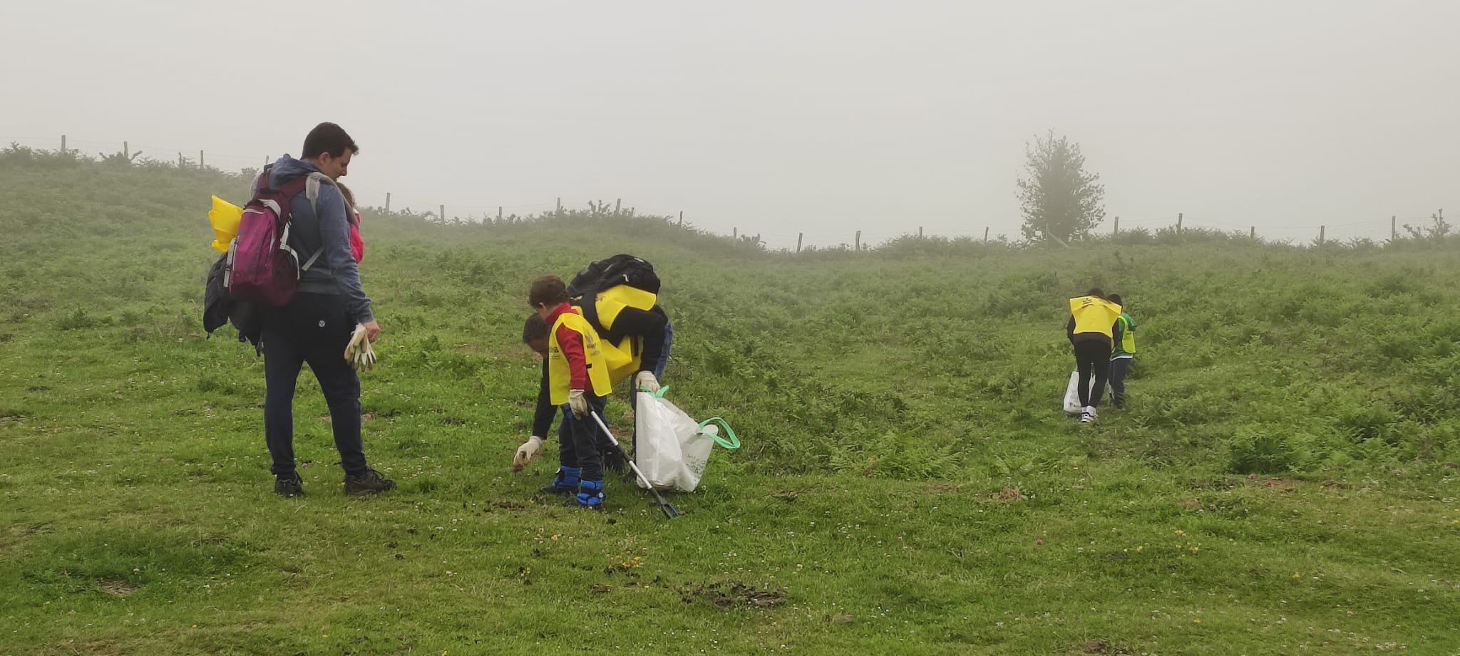 Ekoetxea_Let'sCleanUpEuskadi-2024-Meatzaldea1